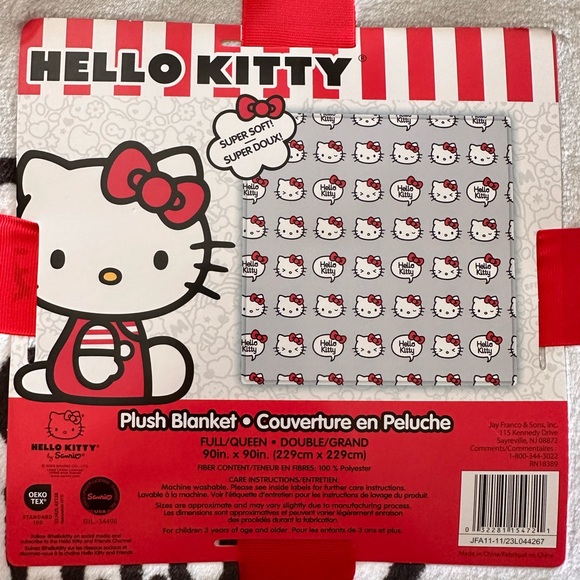 Hello Kitty Valentines Light Grey Full/Queen Plush Blanket - Picture 2 of 2